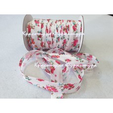 Бейка бавовняна Bias Tape 2 см 46 м білий з малиновими квітами 05