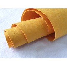 Фетр 1 мм 0,82*2 м горчичний